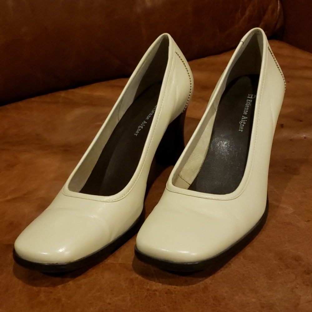 Etienne Aigner Heels